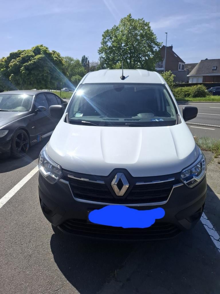 Te koop: Renault Express 2023 – 39.800 km, Auto's, Renault, Particulier, Airbags, Airconditioning, Apple Carplay, Bluetooth, Boordcomputer