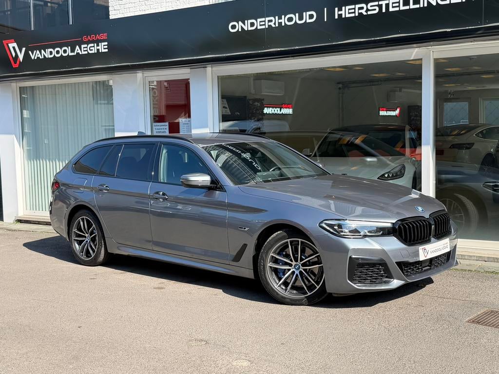 BMW 530Exas Touring PHEV ACC - Mpack - Attelage de remorque, Autos, Cuir, Euro 6, Entreprise, Noir