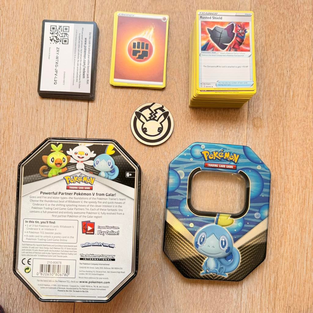 Pokemon kaarten en tins, Ophalen, Zo goed als nieuw