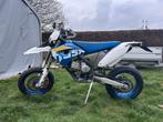 Husaberg fe570 2010 supermotard, akrapovic, Motoren, Bedrijf, 570 cc, Minimaal motorrijbewijs A2, 1 cilinder