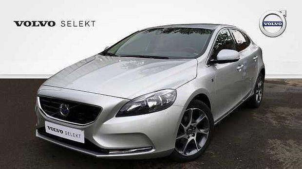 Volvo V40 - 145000km - 2014 - Diesel, Auto's, Volvo, Voorwielaandrijving, Euro 5, 88 g/km, Zwart