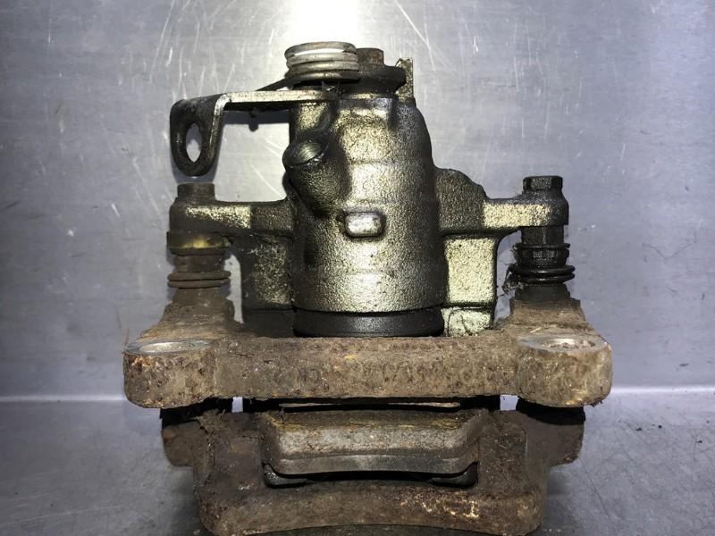 REMKLAUW LINKS ACHTER Nissan Primastar (01-2002/12-2006), Gebruikt, Nissan