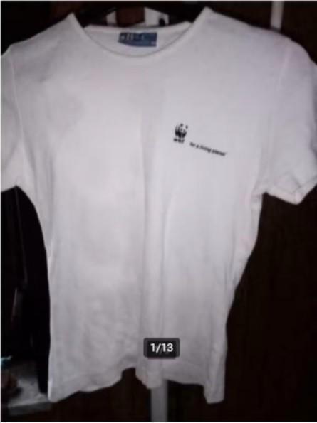 WWF : knuffels dieren, mok, neckleace, T-shirts 1-5€/stuk, Kleding | Heren, T-shirts, Zo goed als nieuw, Overige kleuren, Ophalen of Verzenden