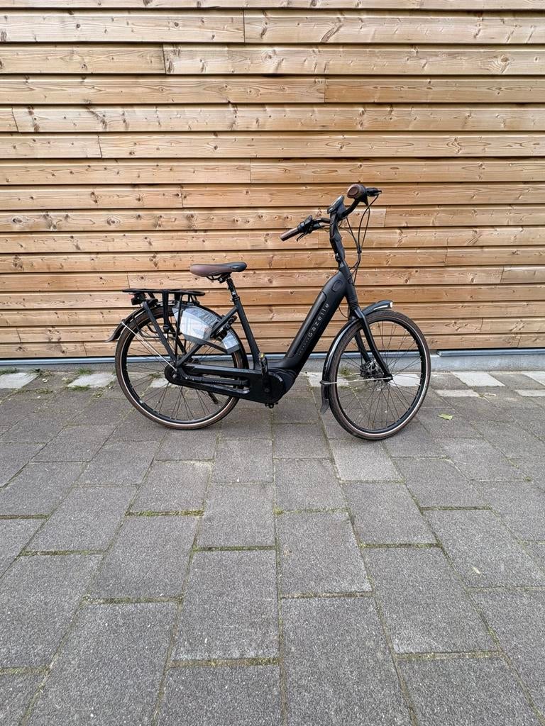 Gazelle grenoble c8, Fietsen en Brommers, Ophalen, Zo goed als nieuw, 51 tot 55 cm, 50 km per accu of meer