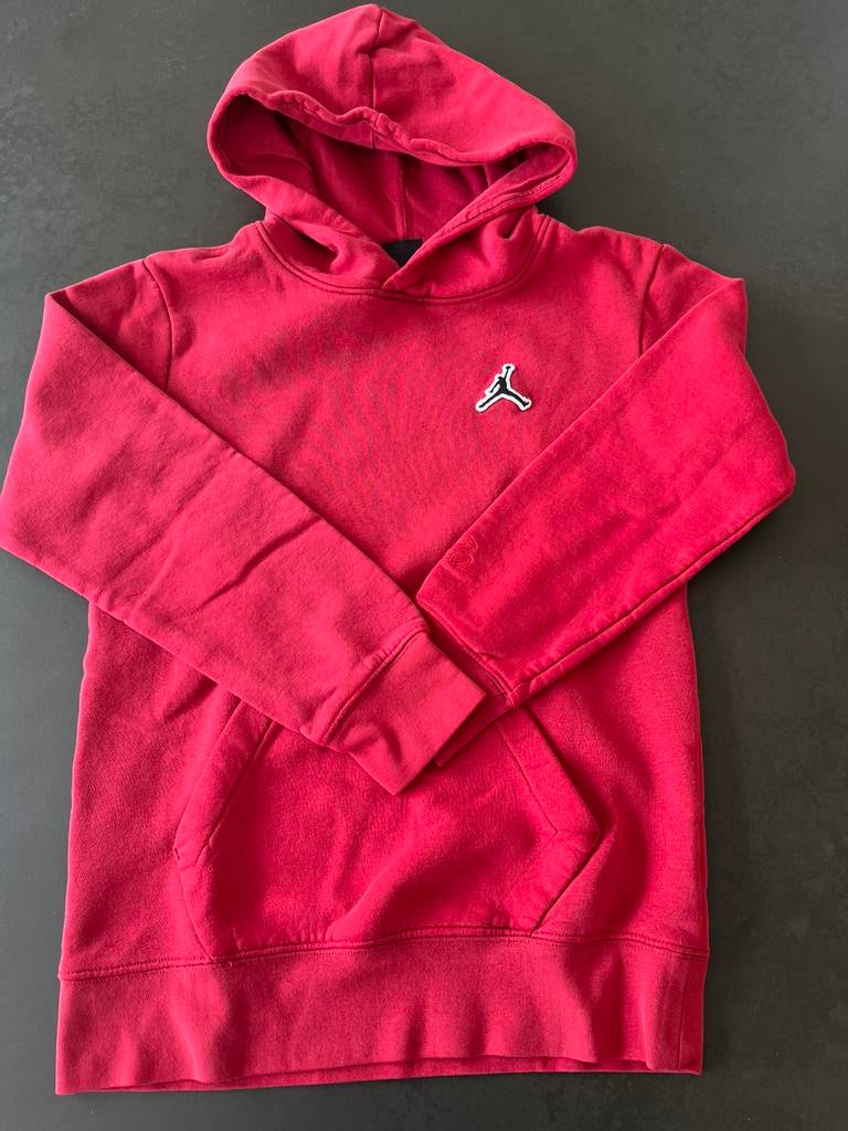 Jordan rode hoodie maat 147-163. Zeer goede staat., Kinderen en Baby's, Kinderkleding | Maat 146, Ophalen of Verzenden, Gebruikt
