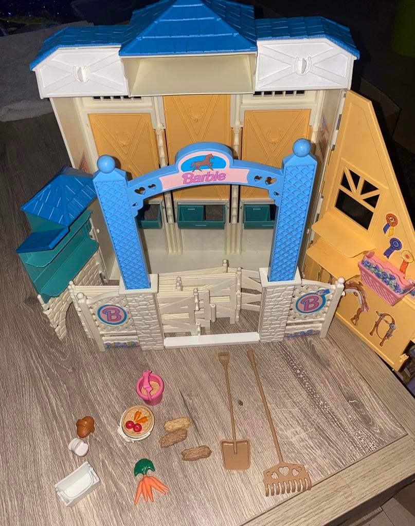 🔥 Vintage manage van Barbie - 1998 - goede staat!, Kinderen en Baby's, Speelgoed | Poppenhuizen, Zo goed als nieuw, Accessoires