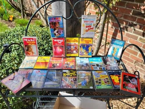 Joli lot de 23 cassettes — disco des années 80, pop et NL, Enlèvement ou Envoi, Pop