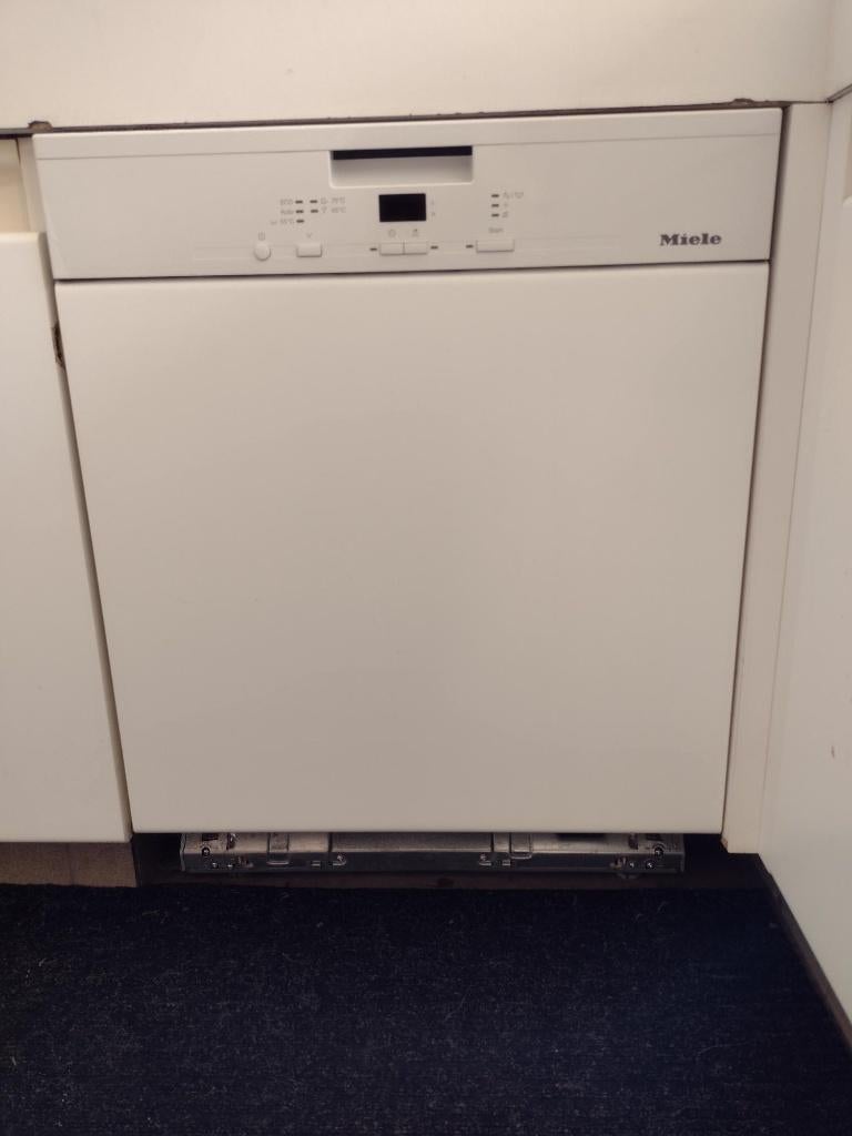 Miele vaatwasser, Elektronische apparatuur, Vaatwasmachines, Ophalen