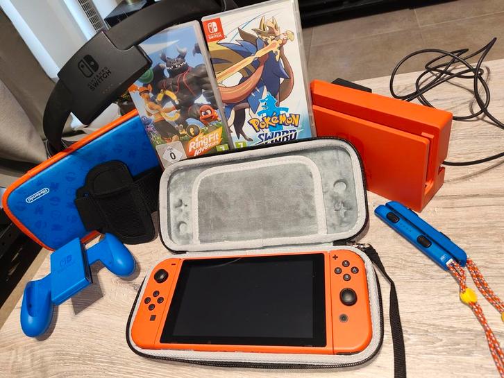 Switch console mario editie(V2) met Pokémon & Ring Fit game, Games en Spelcomputers, Spelcomputers | Nintendo Switch, Zo goed als nieuw