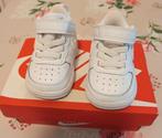 baskets Nike Court Borough Low 2 pour tout-petits., Enfants & Bébés, Neuf, Garçon ou Fille, Enlèvement, Autres types
