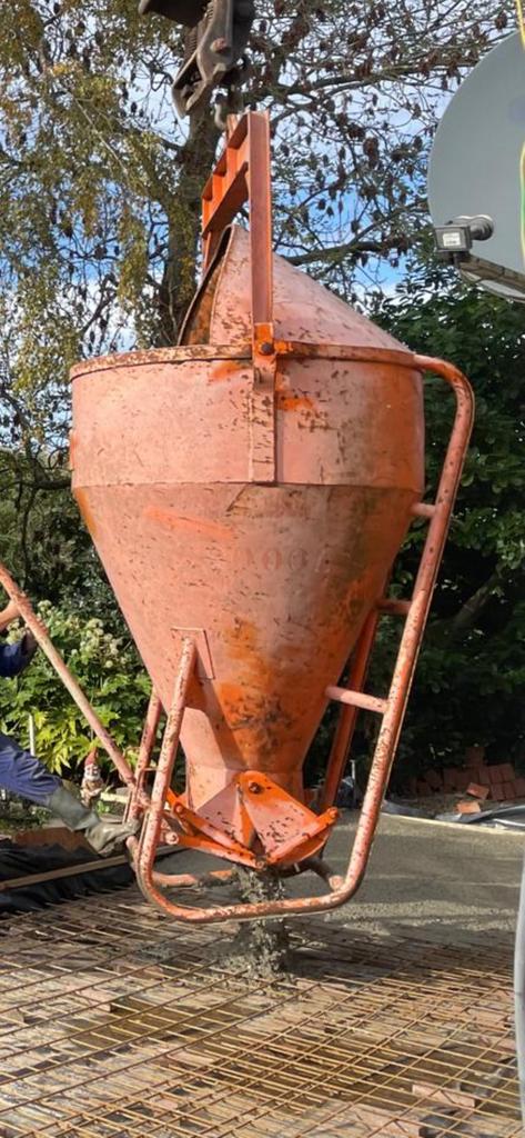 Goedwerkende beton kubel mortel kubel, Enlèvement, Comme neuf