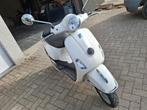 Vespa piagio 50cc 4 takt, Fietsen en Brommers, Ophalen, Gebruikt, Benzine, Vespa