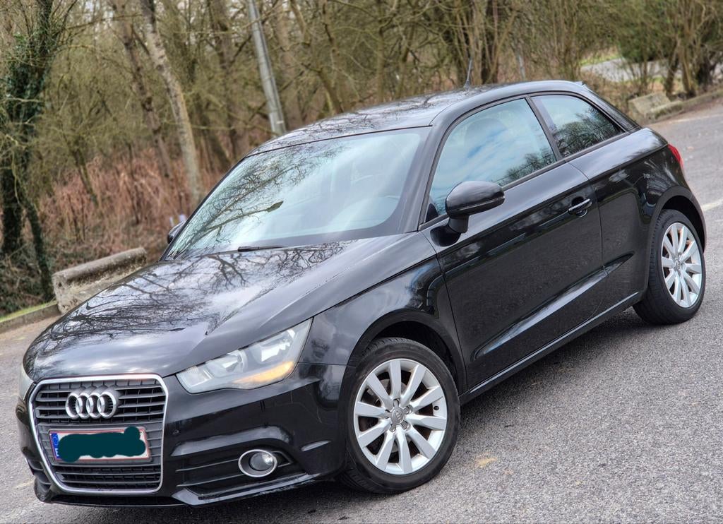 Audi A1 16TDI  130mkm 2010. Clima gps 4700€, Euro 5, A1, Boîte manuelle, Noir