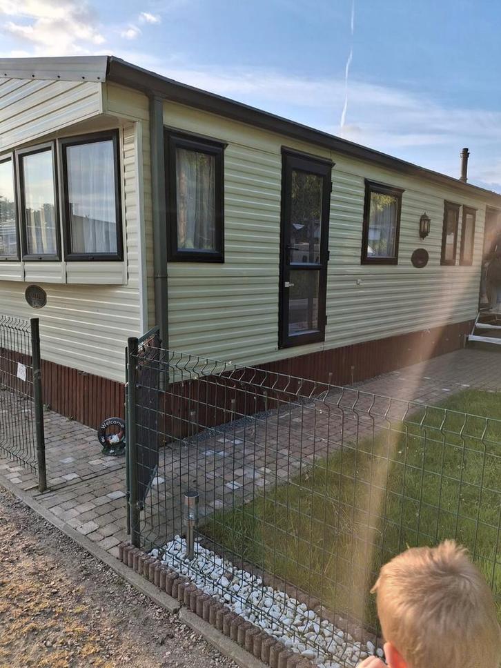 Stacaravan Willerby Westmorland 4 Seasons   TE KOOP, Caravanes & Camping, Caravanes résidentielles, Enlèvement ou Envoi