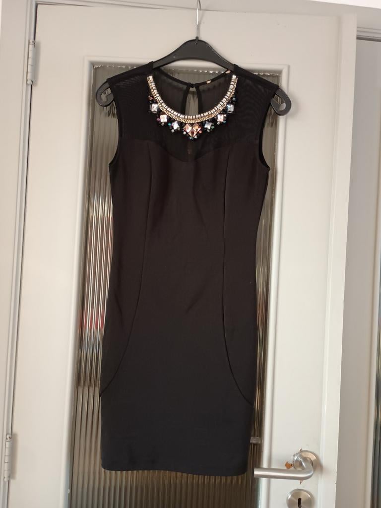 Vetements femme/ kleren vrouw, Enlèvement