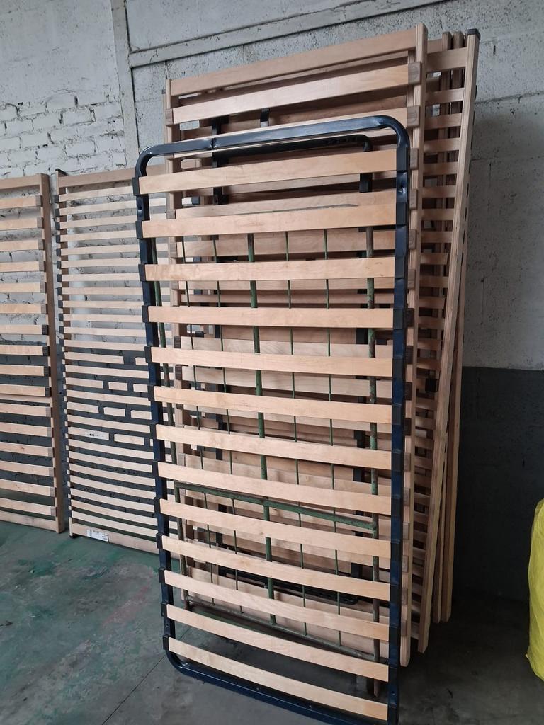 Mel10/ LOT EXCEPTIONNEL : 10 Sommiers à lattes 90x200, Maison & Meubles, Chambre à coucher | Matelas & Sommiers, Enlèvement ou Envoi