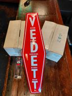 Vedett plaat met 24 glazen, Verzamelen, Biermerken, Ophalen, Zo goed als nieuw, Reclamebord, Plaat of Schild, Overige merken