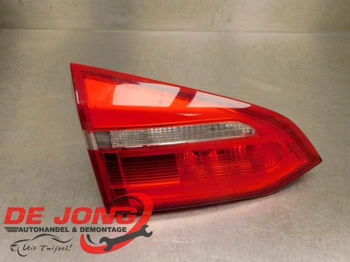 Feu arrière gauche d'un Ford Focus, Autos : Pièces & Accessoires, Éclairage, Ford, Utilisé, 3 mois de garantie, Enlèvement ou Envoi