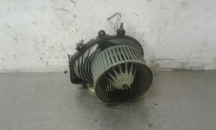 KACHEL VENTILATORMOTOR Audi A4 Avant (B5) (01-1994/09-2001), Auto-onderdelen, Airco en Verwarming, Audi, Gebruikt
