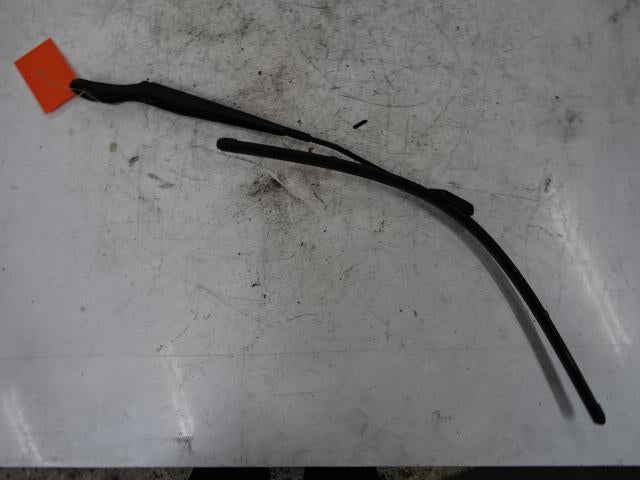 BRAS ESSUIE GLACE AVANT GAUCHE 2 serie Active Tourer (F45), Autos : Pièces & Accessoires, Vitres & Accessoires, BMW, Utilisé