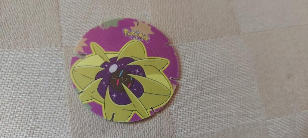 flippo pokemon chiki balls zeldzaam Cosmoen fraai, Ophalen of Verzenden, Losse flippo's