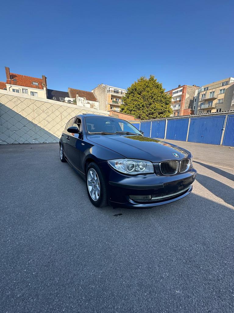 BMW 118i Benzine Automaat, Auto's, Automaat, 1 Reeks, Blauw, Climate control
