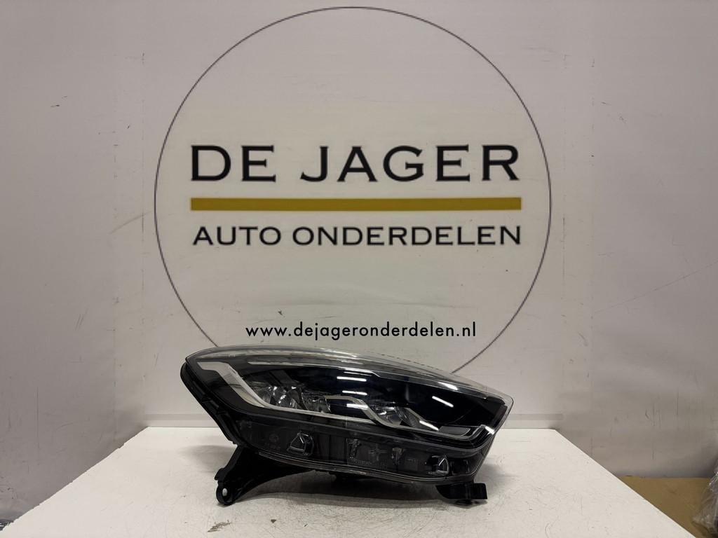 RENAULT CAPTUR FACELIFT VOL LED KOPLAMP RECHTS 260107244R, Renault Group, Gebruikt, Contact.group@renault.com, Renault