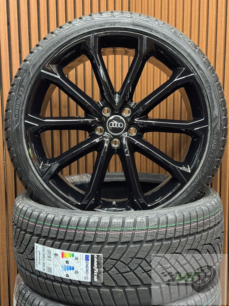 ️21" Audi RSQ3 Q3 Sportback POLYGON WINTER Goodyear BTW OEM, Neuf, Pneus et Jantes, Pneus hiver, 255 mm
