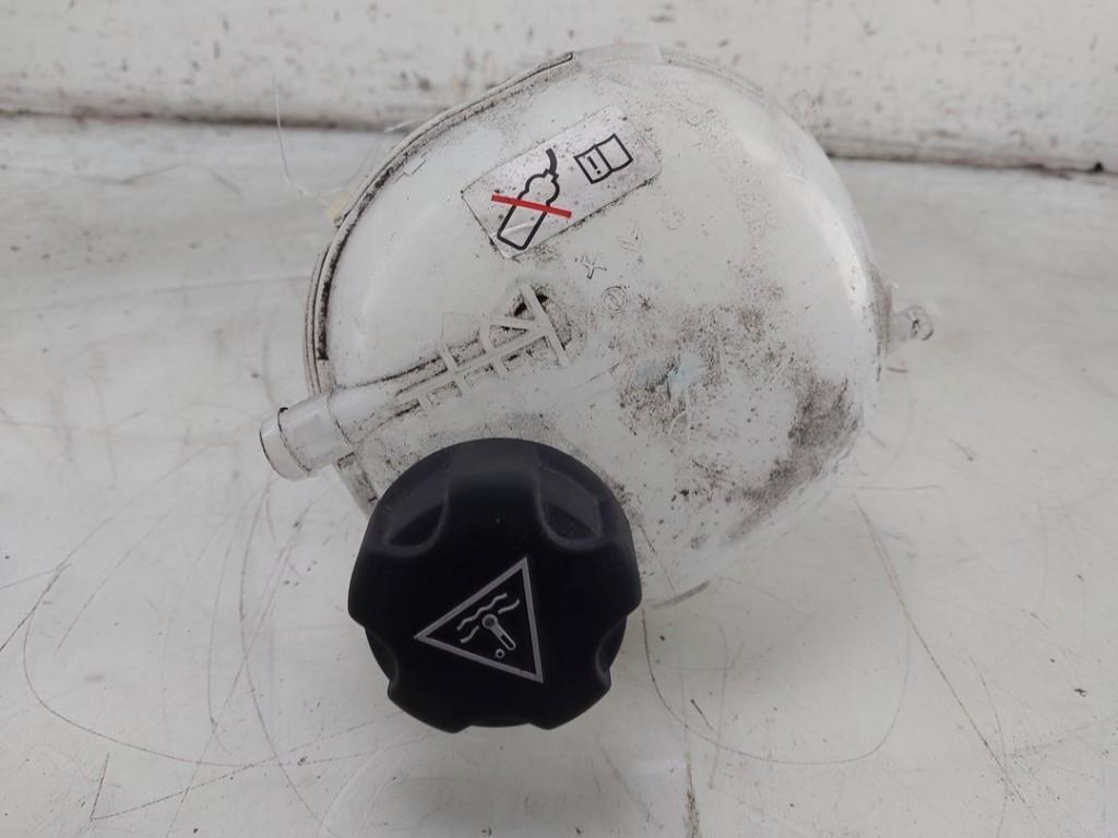 VASE D'EXPANSION 208 II (UB / UH / UP) (|9824198680|), Dhr. J. Ham, Administratie@autoham.nl, Utilisé, Peugeot
