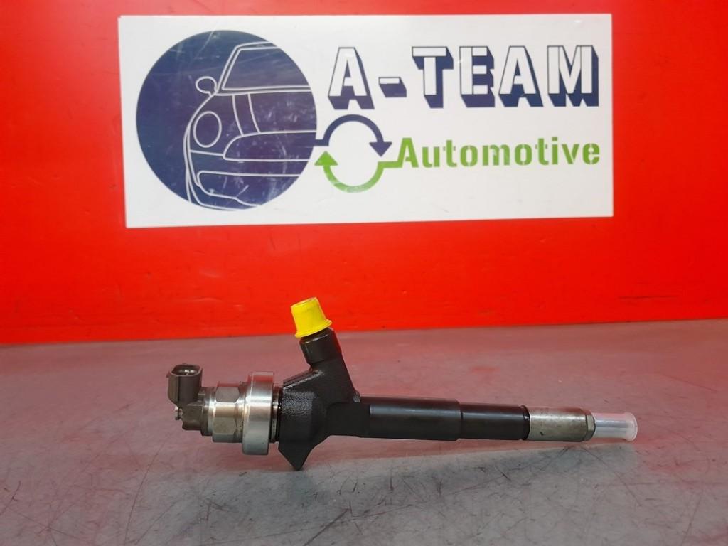 INJECTEUR 2 Opel Astra J (PC6 / PD6 / PE6 / PF6) (97376270), Utilisé, Opel