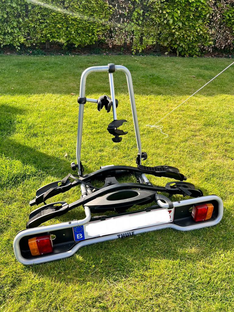 Fietsendrager Thule 2 fietsen, Auto diversen, Fietsendragers, Ophalen, 2 fietsen, Zo goed als nieuw, Trekhaakdrager