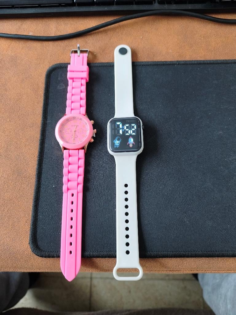 DAMES HORLOGE, Bijoux, Sacs & Beauté, Montres | Femmes, Autres marques, Enlèvement, Autres matériaux, Autres matériaux