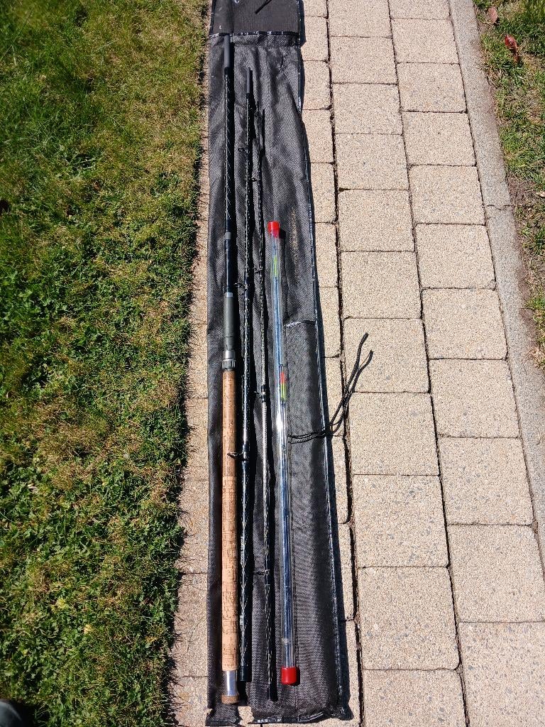 feeder hengel perfetta, Watersport en Boten, Hengelsport | Witvissen, Ophalen, Zo goed als nieuw, Werphengel