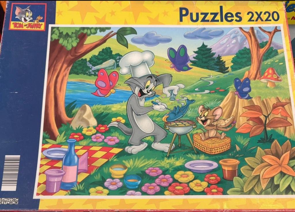 Boîte à puzzle Tom et Jerry avec deux puzzles de 20 pièces, Enlèvement ou Envoi, Comme neuf
