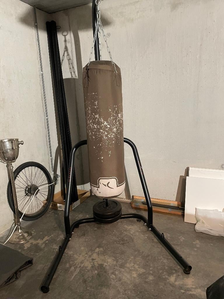 Boksbal Domyos + staander Domyos, Sport en Fitness, Ophalen, Zo goed als nieuw, Boksbal