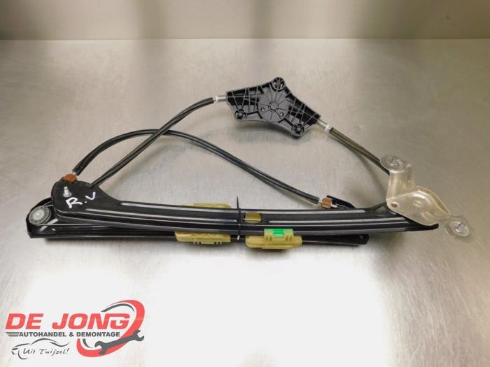 Mécanique vitre 4portes avant droite d'un Volkswagen Golf, Volkswagen, -, 3 mois de garantie, Utilisé