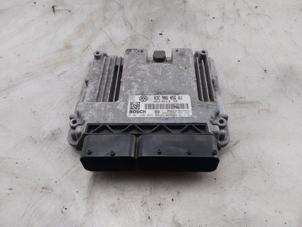 CALCULATEUR MOTEUR ECU Golf V (1K1) (|03C906056AJ|), Robert Bosch AG, Volkswagen, Utilisé, Robert-Bosch-Allee 1
74232  Abstatt, DE