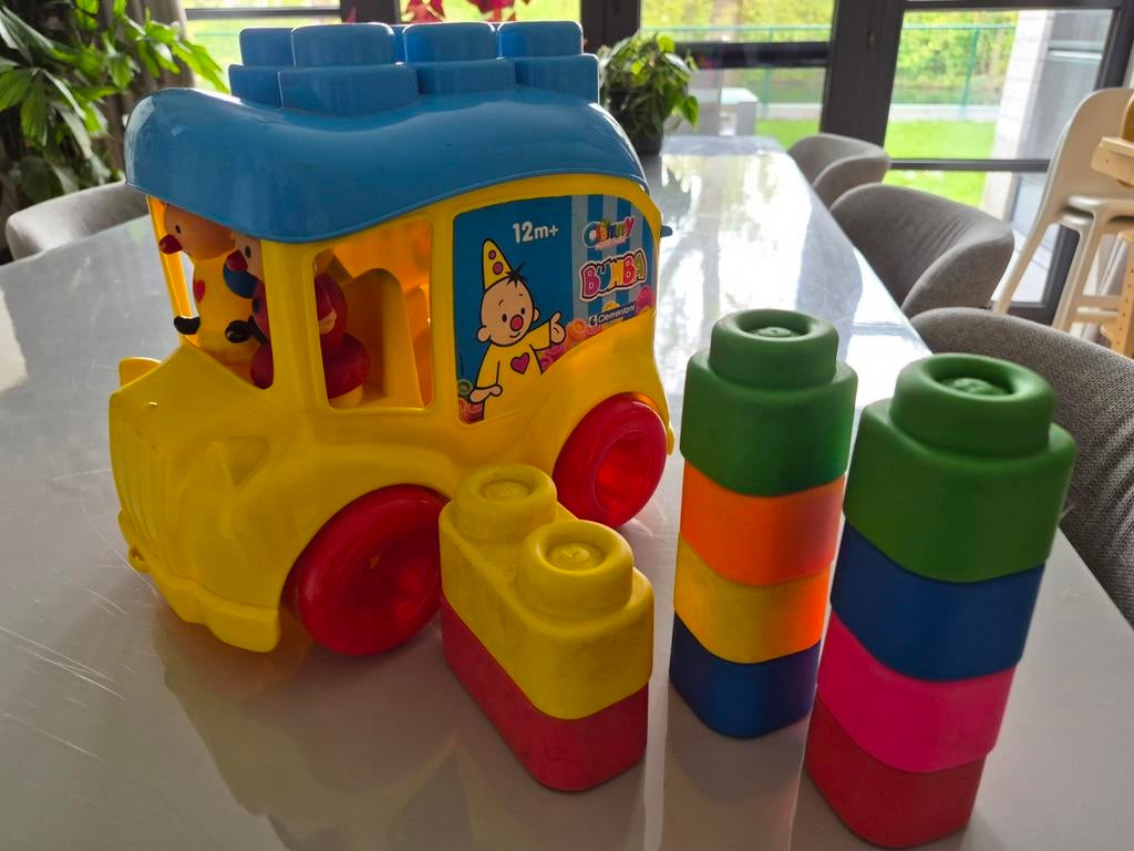 Bumba bus met zachte rubberen blokken, Ophalen