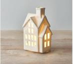 Portland - Led Verlicht Wit Huisje 12CM kerst deco kerstdorp, Diversen, Kerst, Ophalen of Verzenden, Nieuw