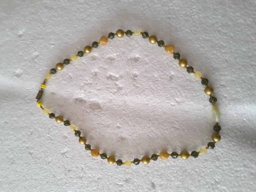 collier fantaisie 61 cm jaune, vert, brun ... C61J, Bijoux, Sacs & Beauté, Colliers, Neuf, Synthétique, Brun, Enlèvement ou Envoi