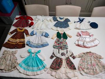 Vintage poppen kleding porselein poppen lotje 5. beschikbaar voor biedingen