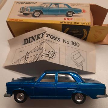 DINKY TOYS UK nr.160:MERCEDES 250SE met STOPLICHTFUNCTIE*MIB beschikbaar voor biedingen