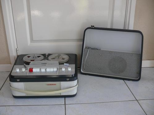 Prima spelende Philips EL3534 - Stereo 4 sporen 4 snelheden, Audio, Tv en Foto, Bandrecorder, Bandrecorder, Met stofkap, Met banden