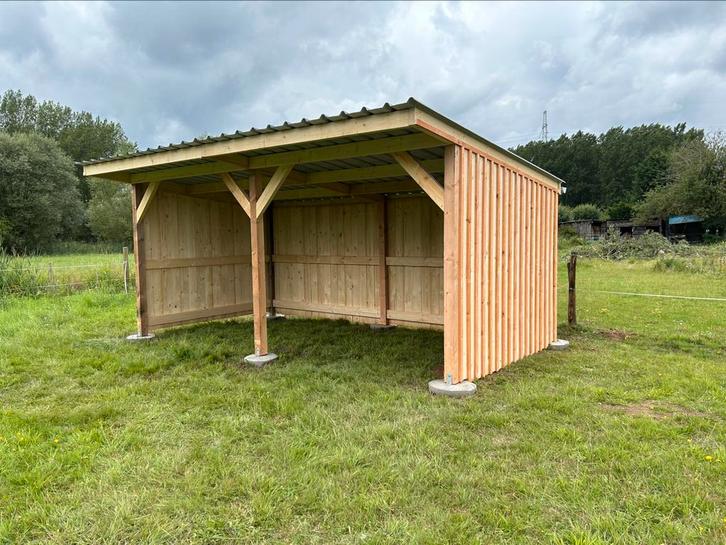 Schuilstal 3x6, Dieren en Toebehoren, Stalling en Weidegang, Stalling, Weidegang, 2 of 3 paarden of pony's