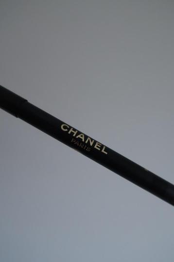 Chanel oogpotlood zwart beschikbaar voor biedingen