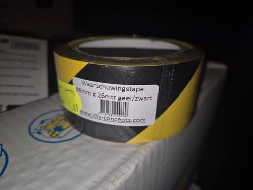 Verschillende soorten tape en verf materiaal, Doe-het-zelf en Bouw, Schildersmaterialen, Zo goed als nieuw, Ophalen of Verzenden