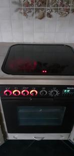 miele keramische kookplaat met oven, Elektronische apparatuur, Fornuizen, 4 kookzones, Gebruikt, Ophalen of Verzenden, Inbouw