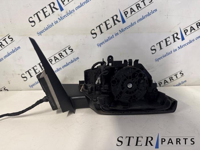 Buitenspiegel rechts van een Mercedes A-Klasse, Auto-onderdelen, Spiegels, Mercedes-Benz, Gebruikt, 3 maanden garantie, Ophalen of Verzenden