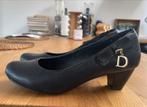 Escarpins noirs p.39, Pumps, Zwart, Uno due tre, Gedragen