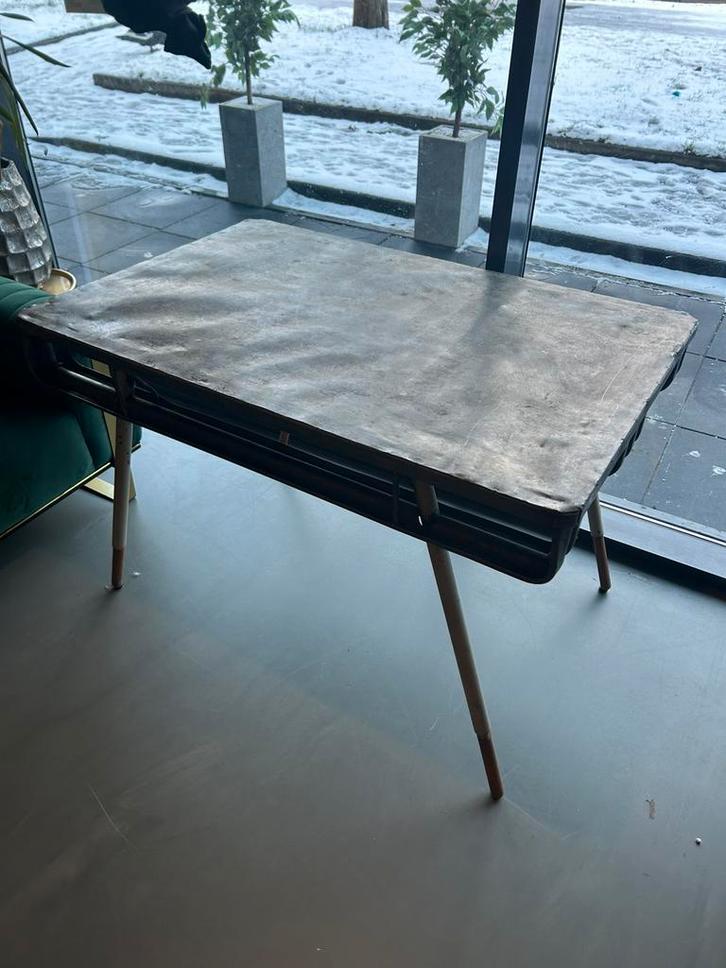 Vintage industriële tafels! (6stuks) los of gezamenlijk, Tuin en Terras, Tuintafels, Zo goed als nieuw, Ophalen